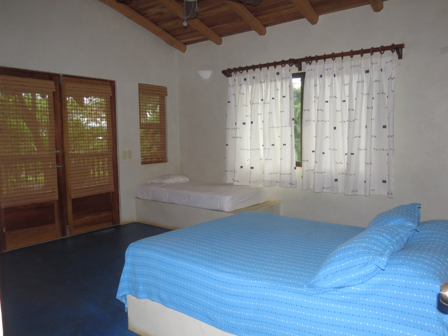 Summer Camp 2025 Women's Hostel Sucre (1 bed)